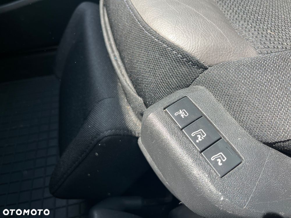 Citroën C4 Picasso PureTech 130 Stop&Start EAT6 SHINE - 23