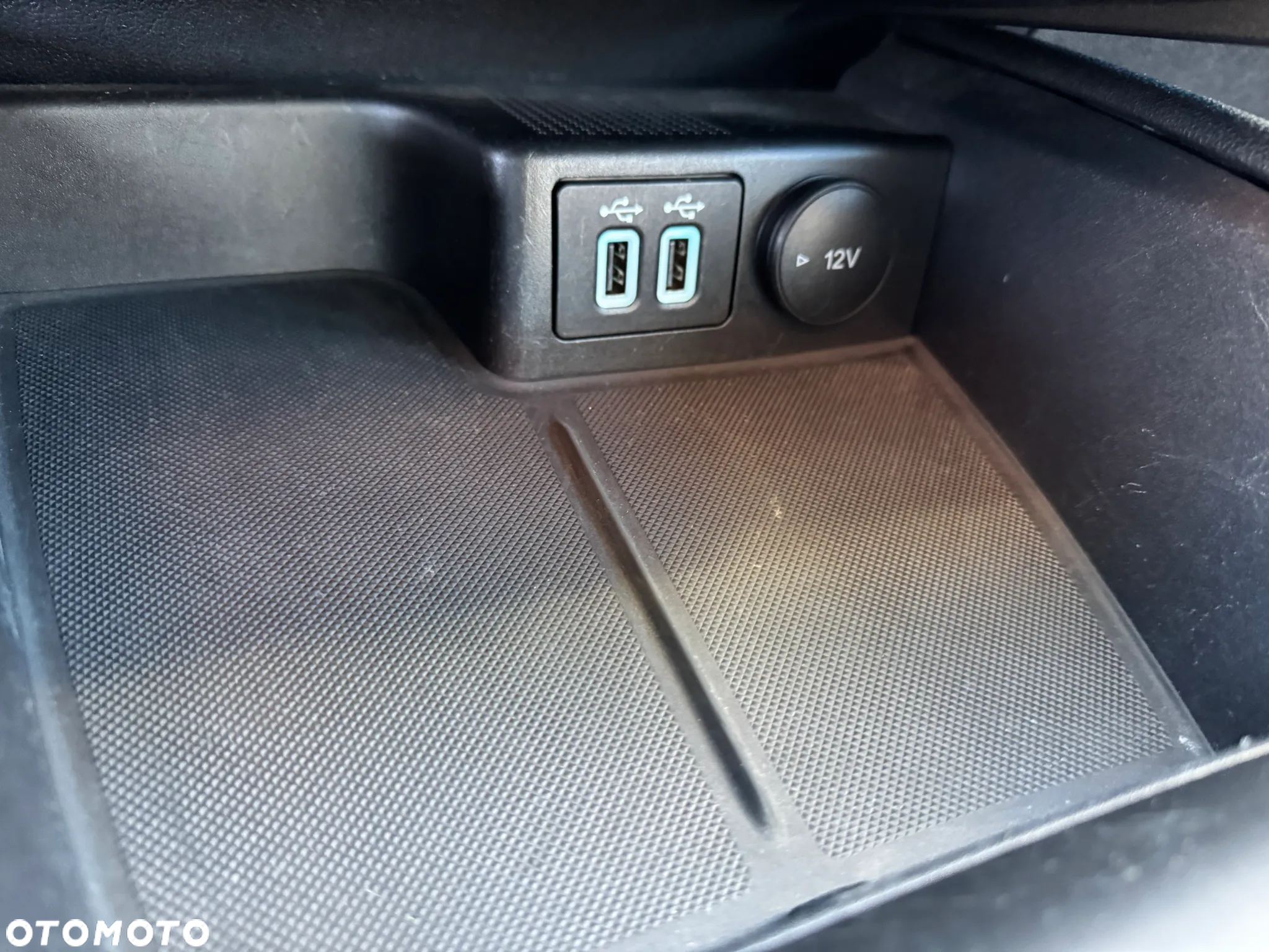 Ford Kuga 2.5P PHEV FWD Titanium - 11