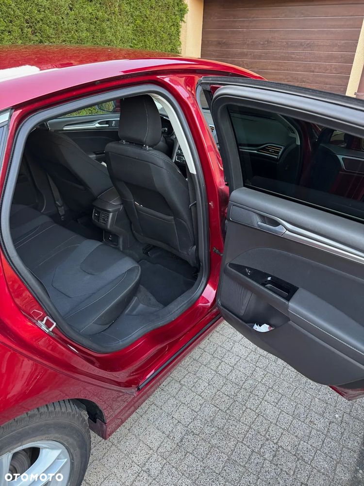 Ford Mondeo ver-1-5-ecoboost-titanium - 19