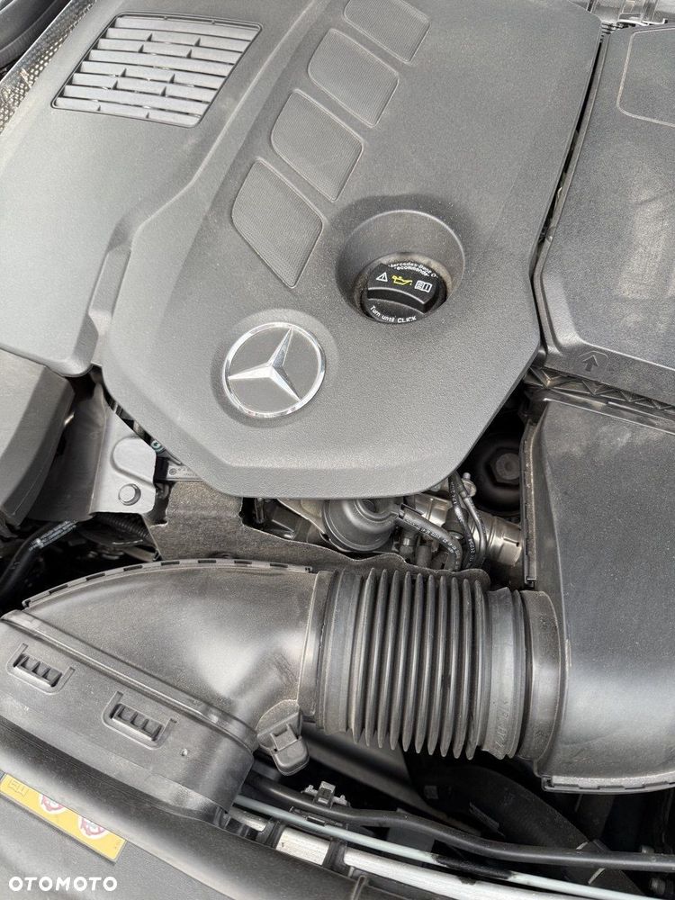 Mercedes-Benz Klasa E 300 d 4-Matic Avantgarde - 38