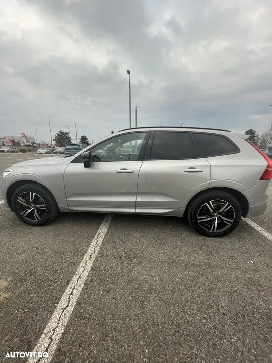 Volvo XC 60 B5 MHEV AWD R-Design - 4