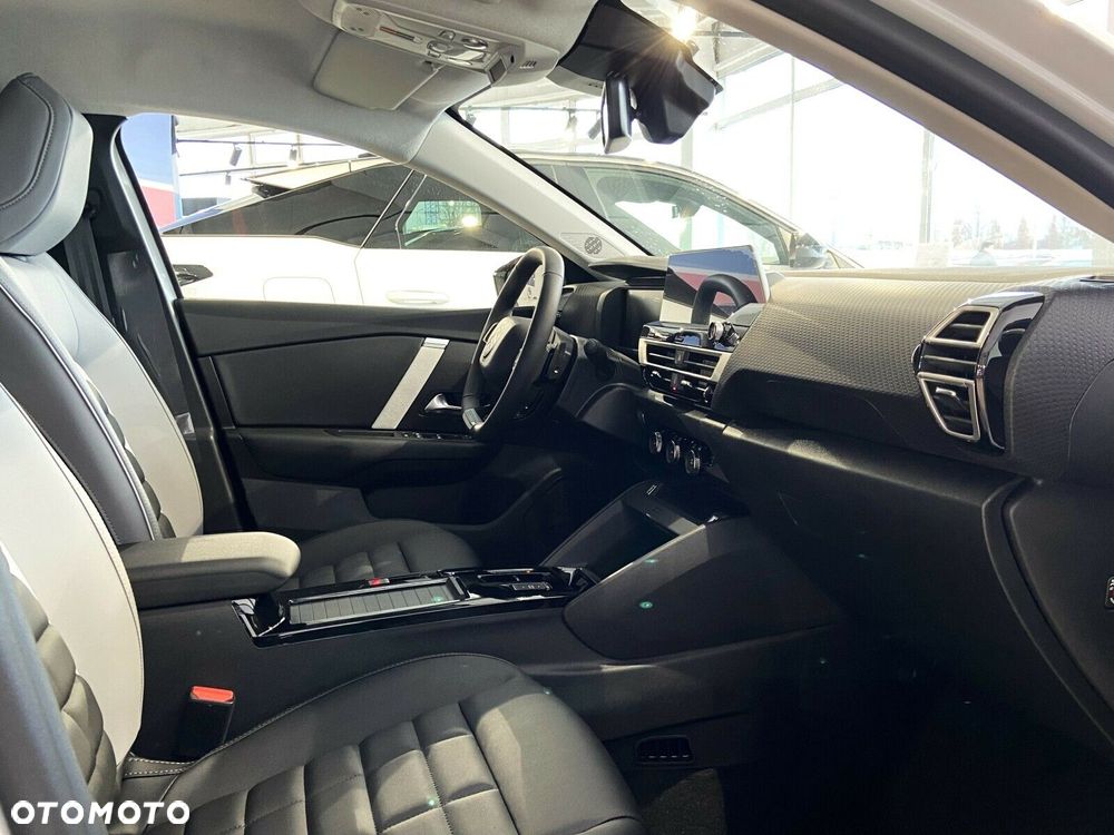 Citroën C4 1.2 mHEV Max eDCT6 - 9