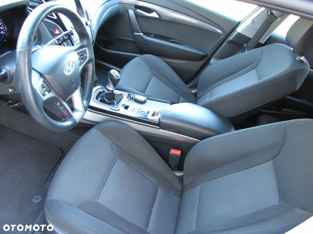 Hyundai i40 1.7 CRDi Premium - 10