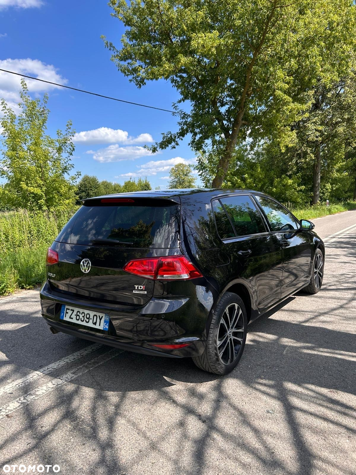 Volkswagen Golf 1.6 TDI BlueMotion Technology Cup - 4