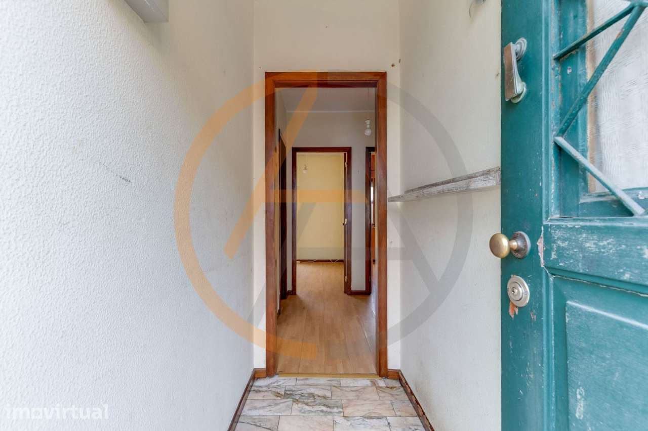Andar Moradia T2 | Lordelo do Ouro - Grande imagem: 4/37