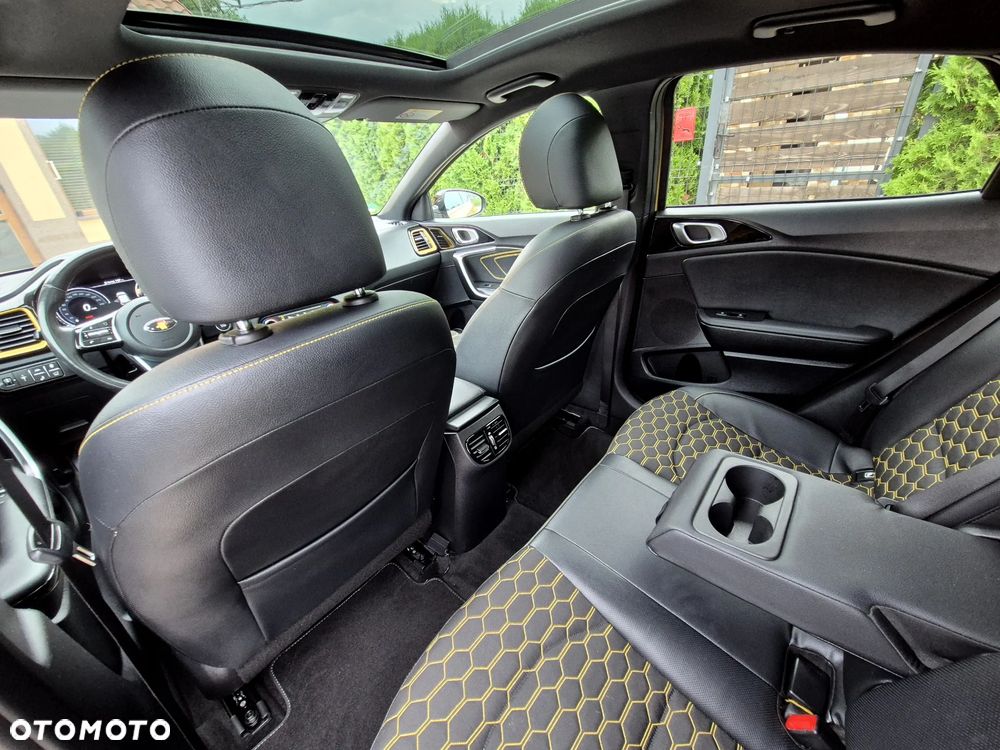 Kia XCeed 1.6 T-GDI OPF DCT7 LAUNCH EDITION - 19