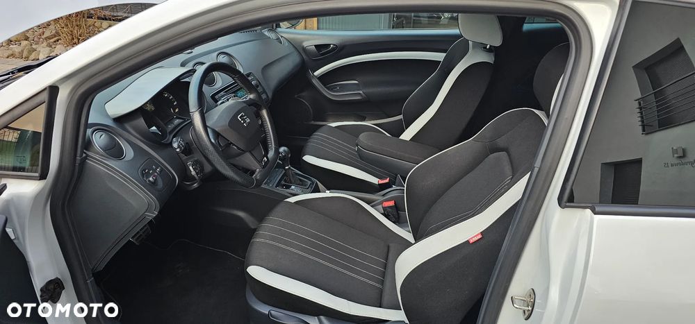 Seat Ibiza SC 1.4 TSI DSG Cupra - 5