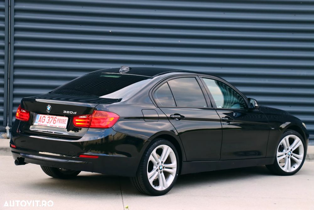 BMW Seria 3 320d Aut. Sport Line - 36