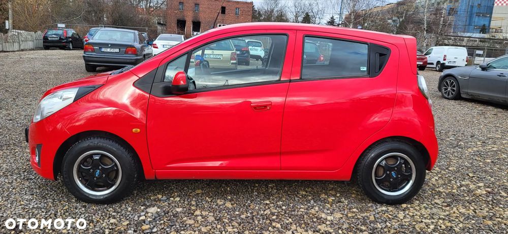 Chevrolet Spark - 35