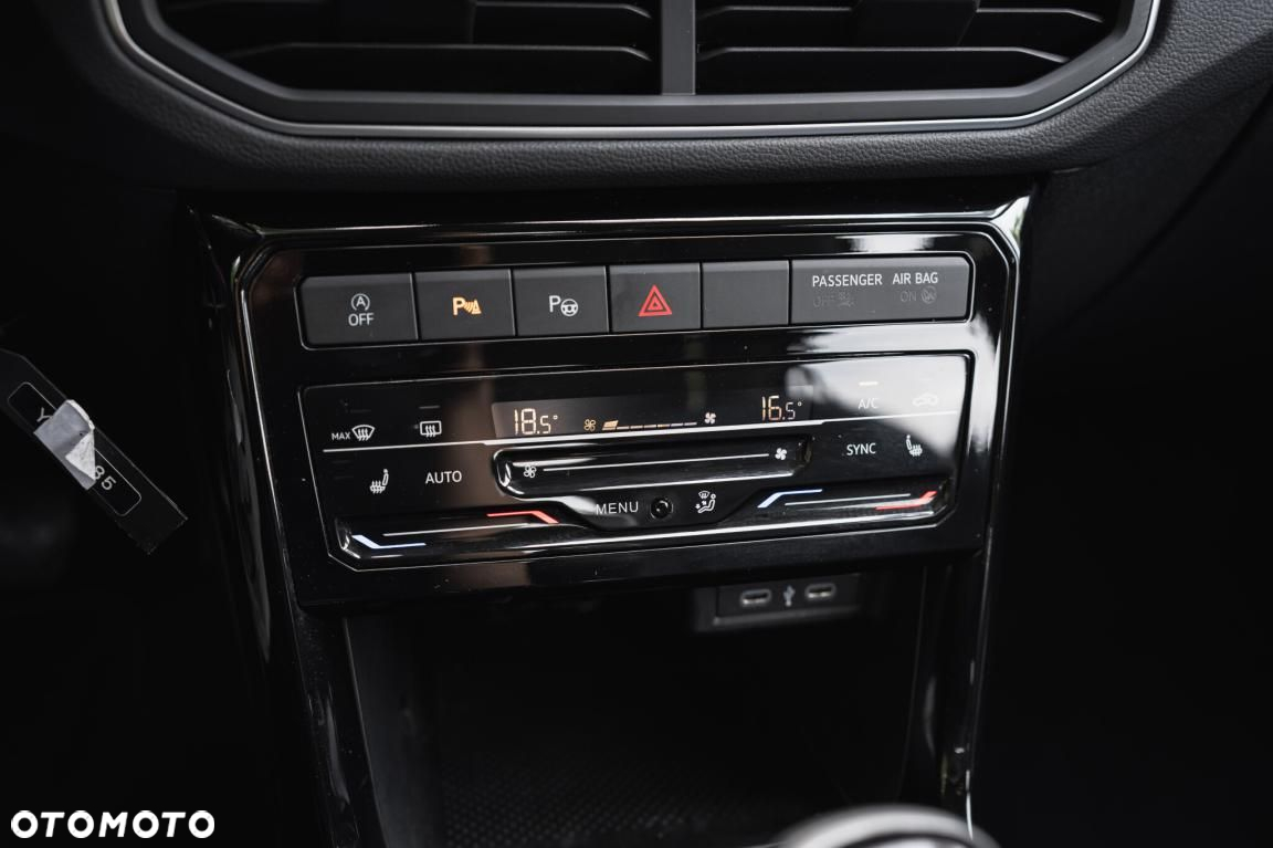 Volkswagen T-Cross - 18