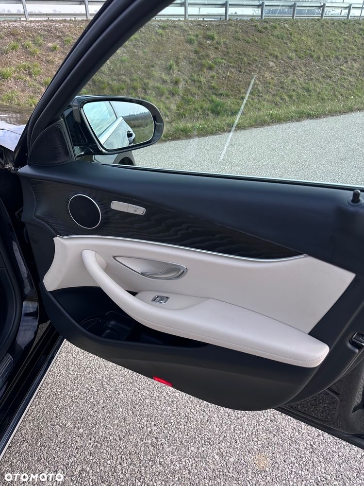 Mercedes-Benz Klasa E - 20