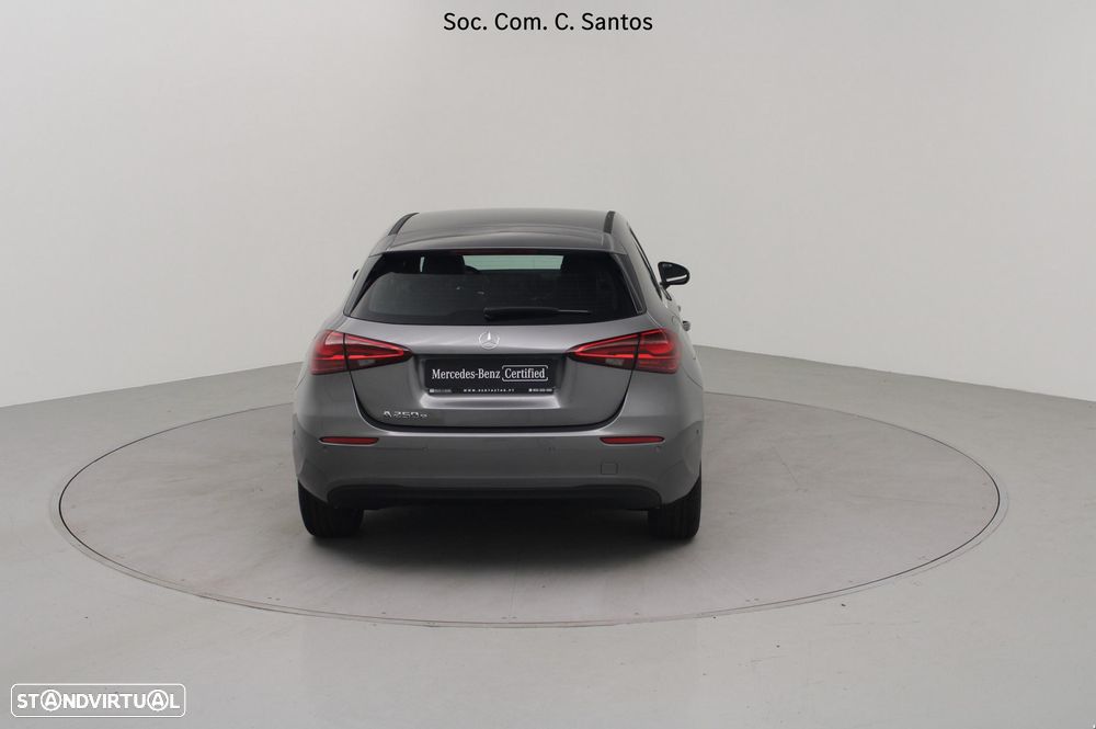 Mercedes-Benz A 250 e Progressive - 6