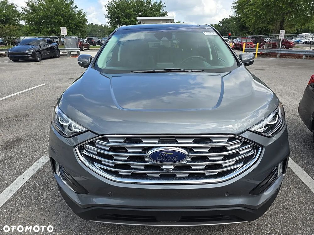 Ford Edge - 2