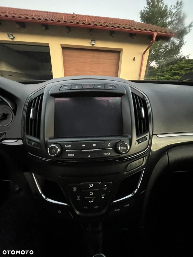 Opel Insignia 2.0 Bi Turbo CDTI 4x4 - 17