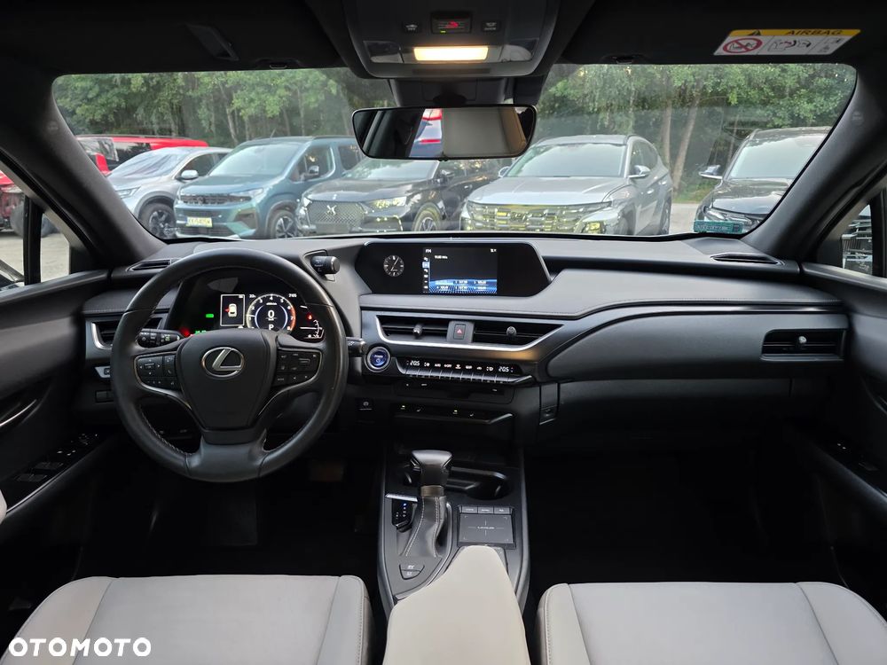 Lexus UX 250h GPF F Impression 2WD - 16