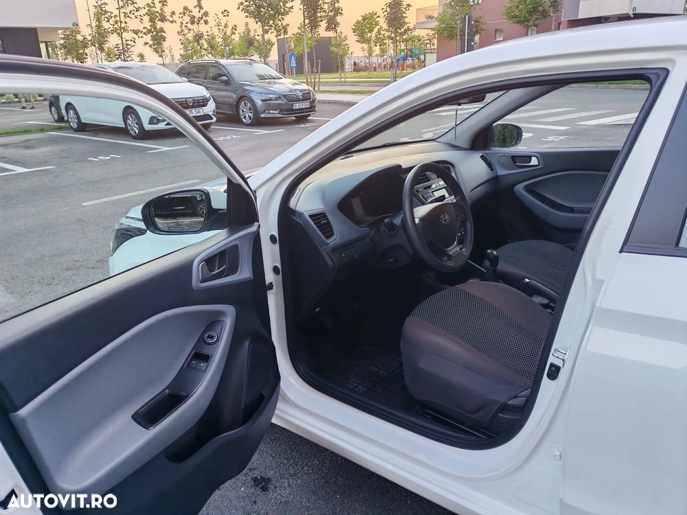 HYUNDAI i20 2018 — imagine 6