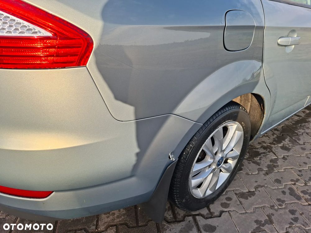 Ford Mondeo 1.8 TDCi Ambiente - 34