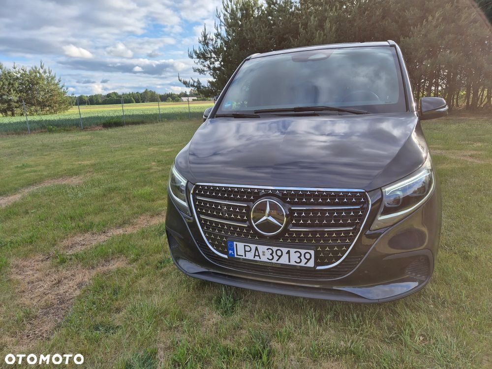 Mercedes-Benz Klasa V 300 d lang 4Matic 9G-TRONIC Exclusive - 8