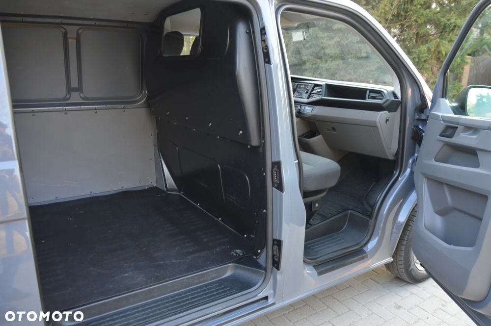 Volkswagen Transporter T6.1 - 18