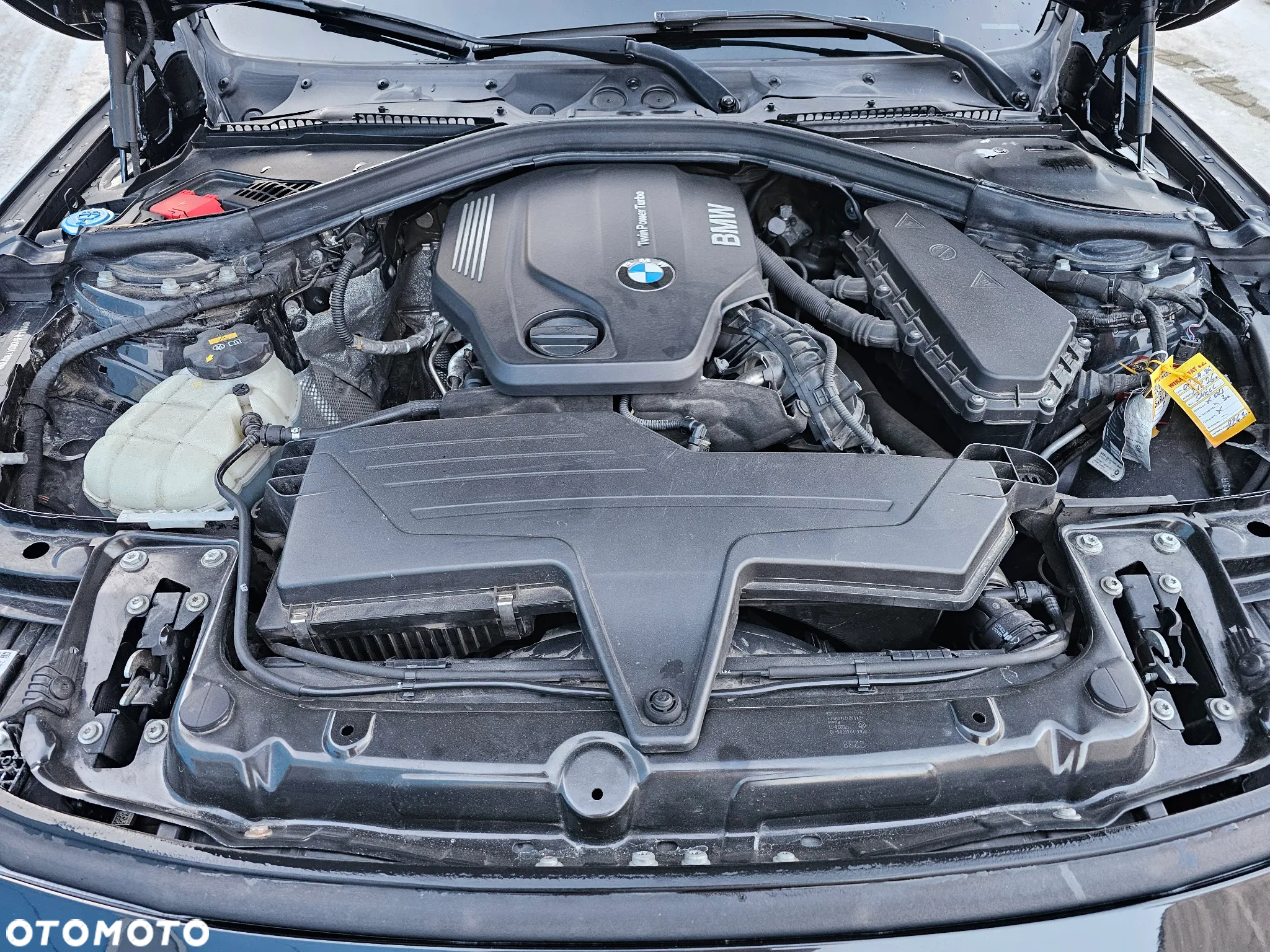 BMW Seria 3 320d Sport Line - 29