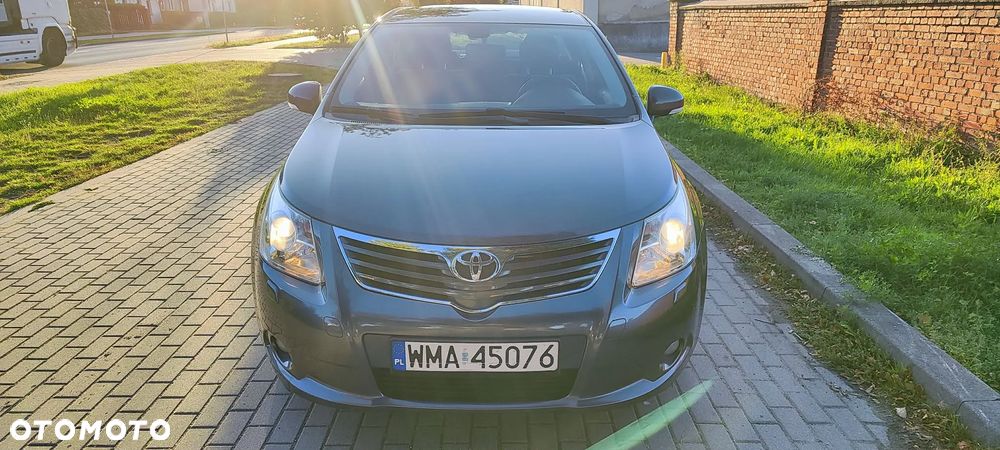 Toyota Avensis 2.0 D-4D - 4
