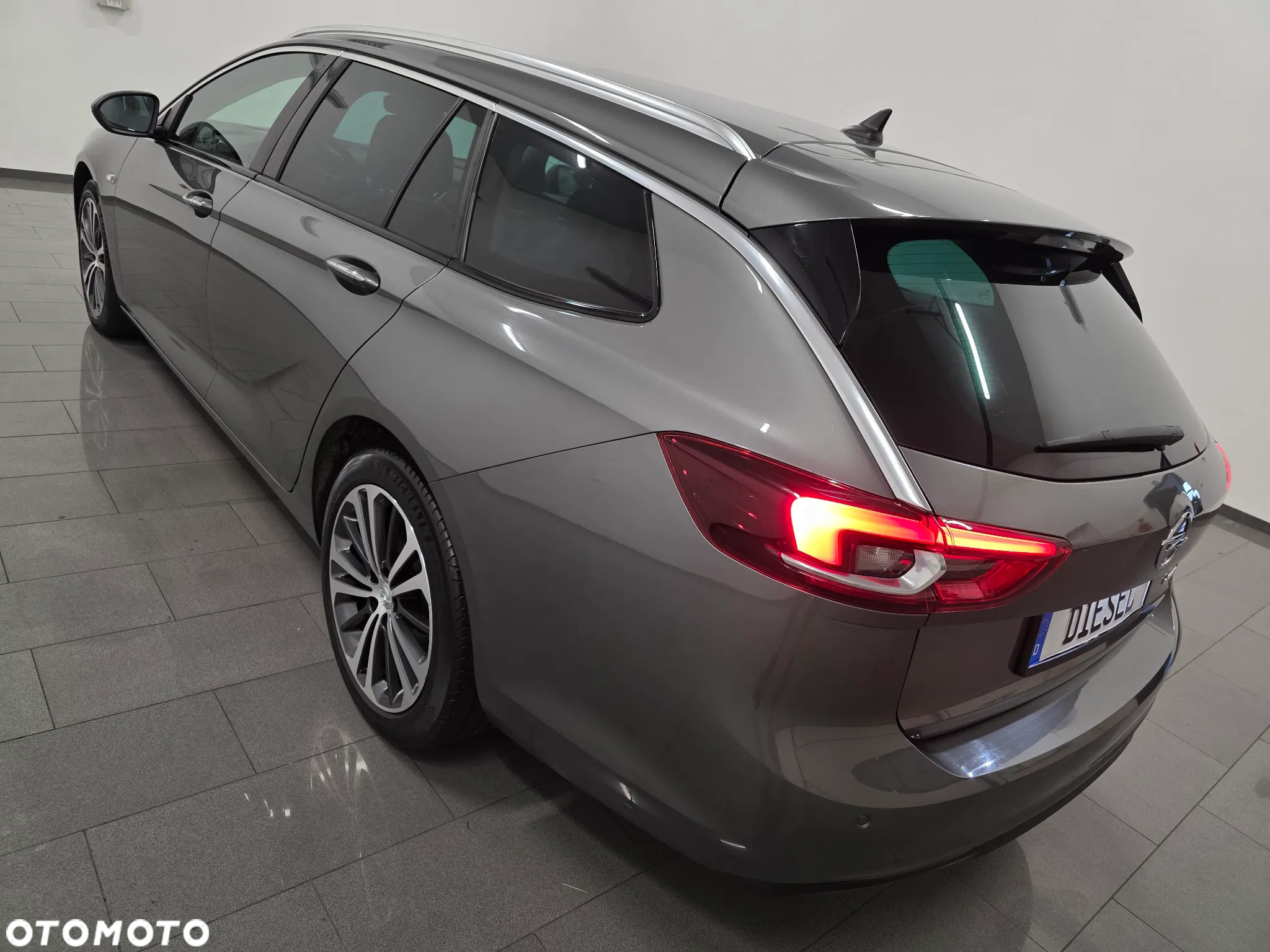 Opel Insignia Sports Tourer 2.0 Diesel Exclusive - 5