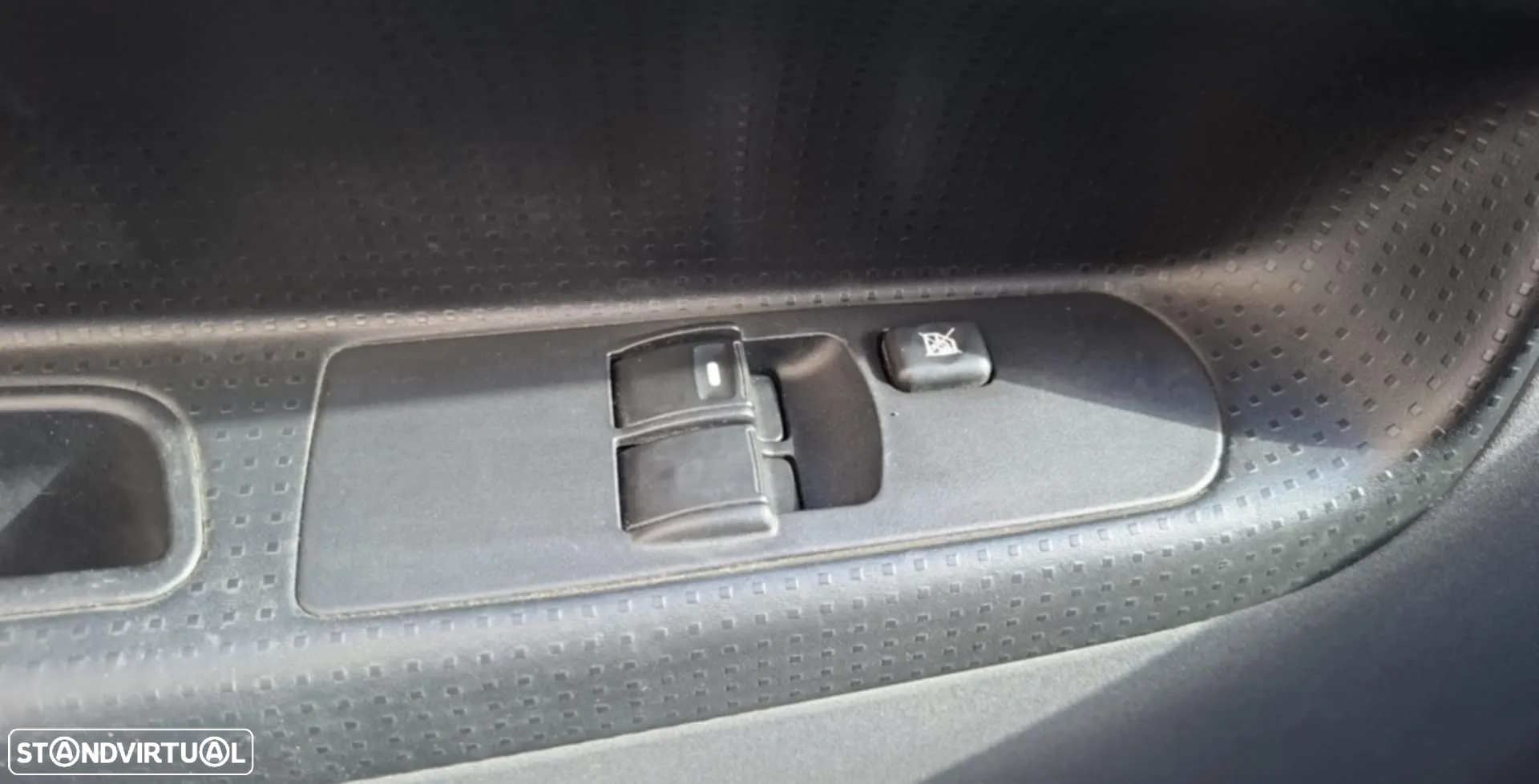 Mitsubishi Colt CZ3 1.1 E-motion - 14