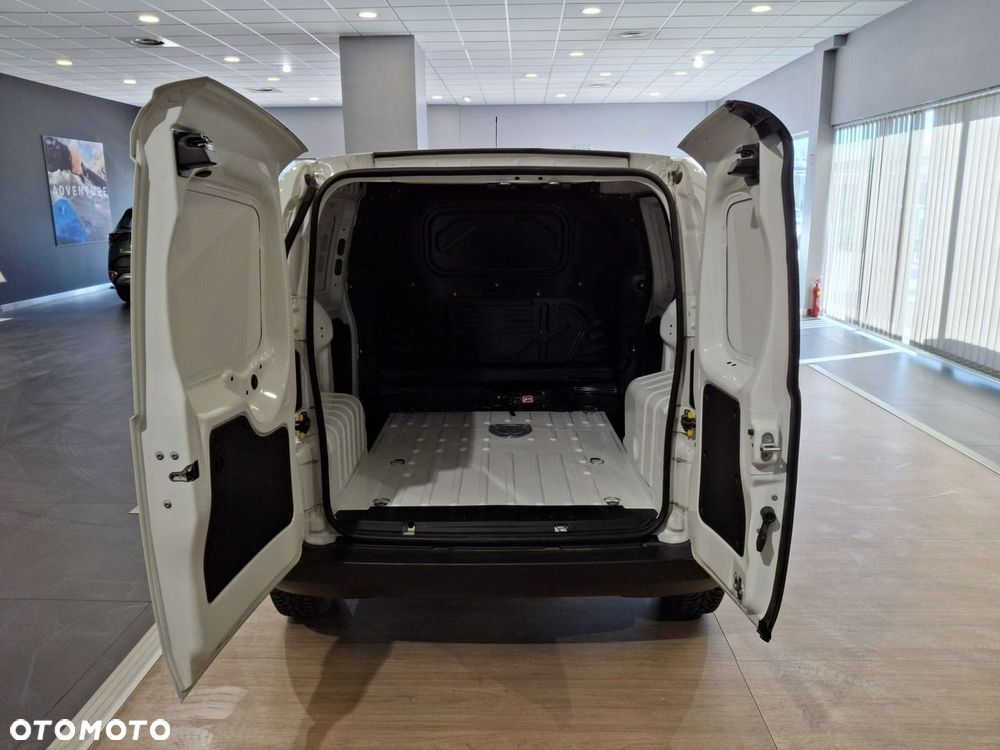 Fiat Fiorino - 8