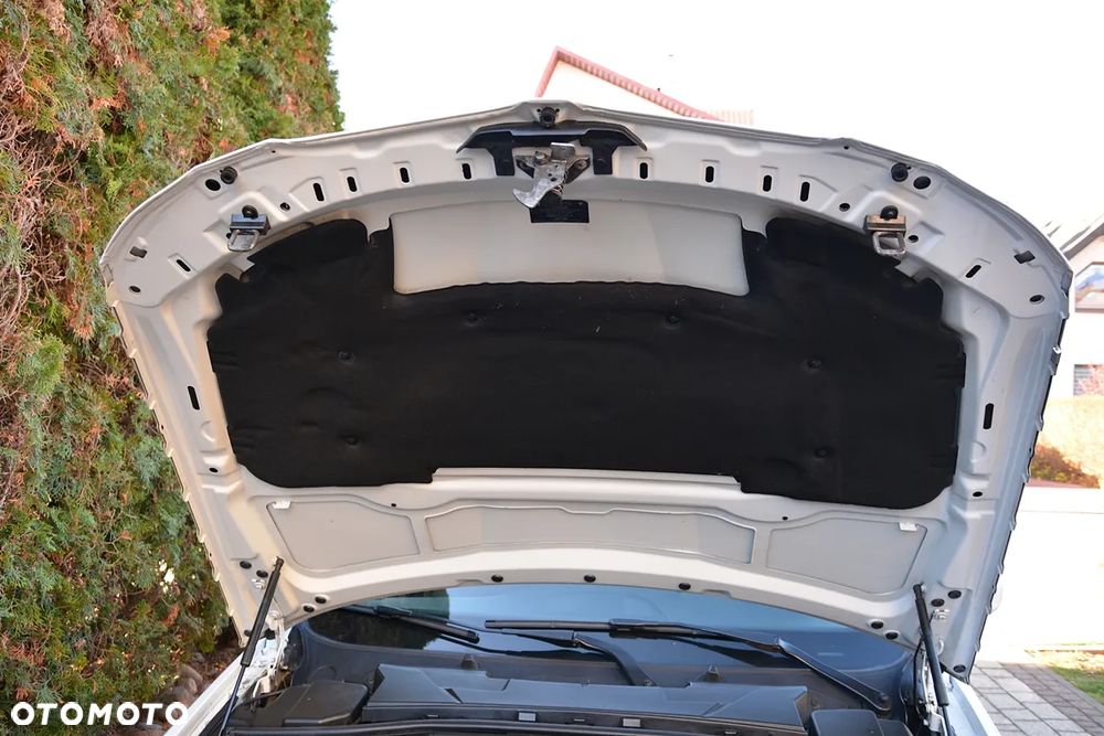 BMW Seria 3 318d DPF Edition Exclusive - 17