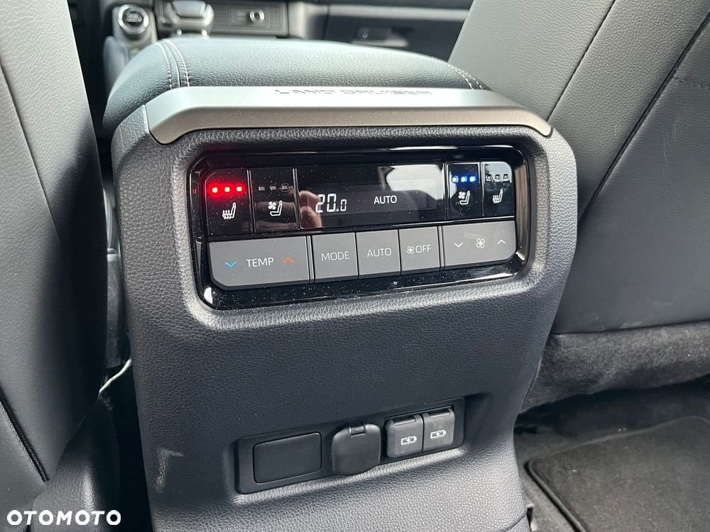 Toyota Land Cruiser LC 2.8 D-4D Executive - 31