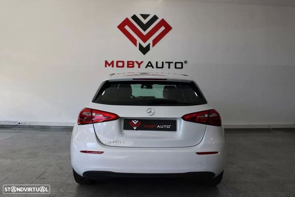 Mercedes-Benz A 180 d Business Solutions Aut. - 32