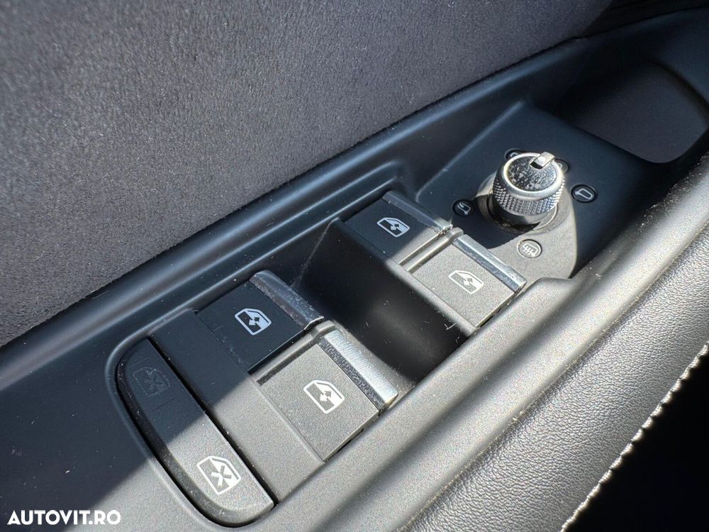 Audi A5 Sportback 2.0 40 TFSI quattro S tronic MHEV S Line - 28