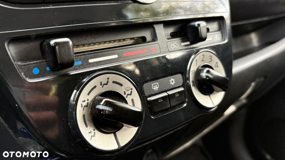 Mitsubishi Space Star 1.0 - 11