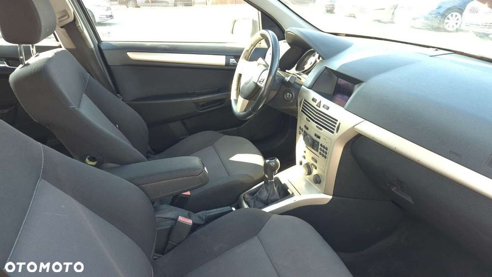 Opel Astra - 8