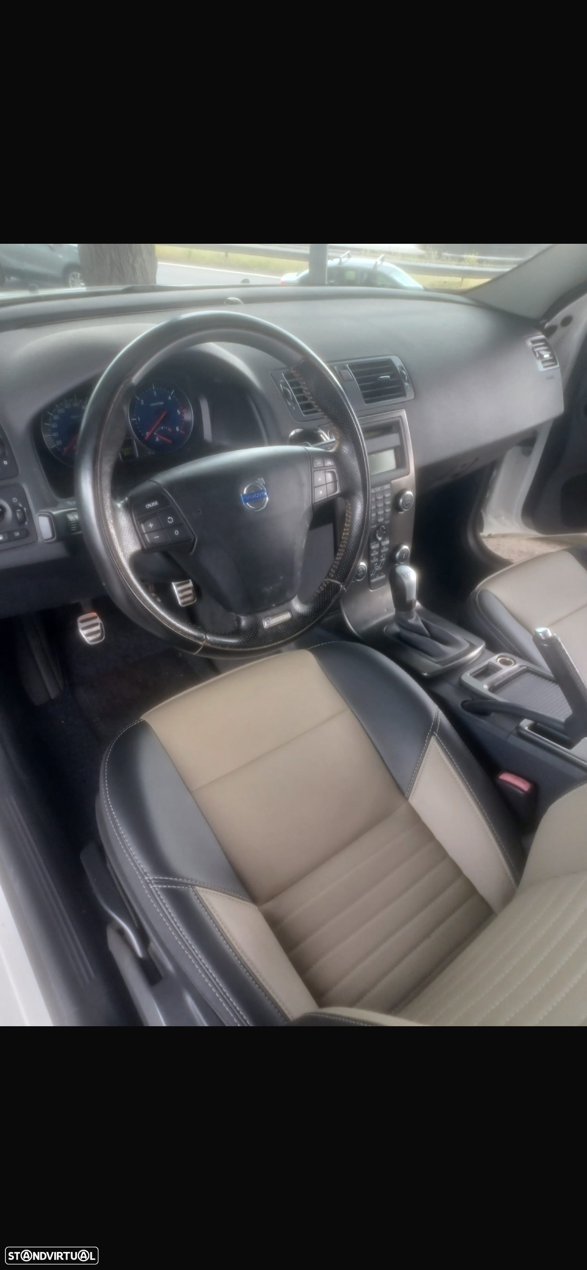 Volvo C30 1.6 D R-Design - 16