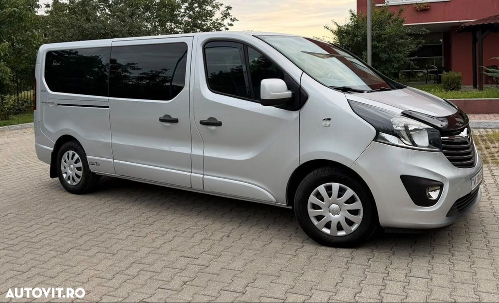 Opel Vivaro - 1