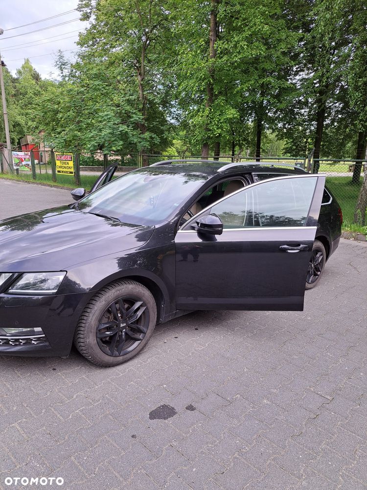 Skoda Octavia 2.0 TDI Style DSG - 10