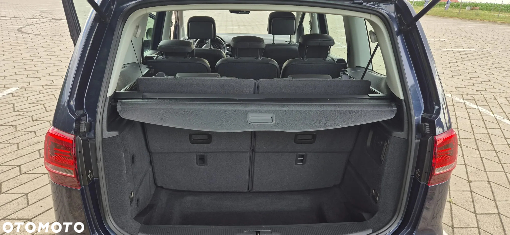 Volkswagen Sharan 2.0 TDI DSG Highline Black Style - 8