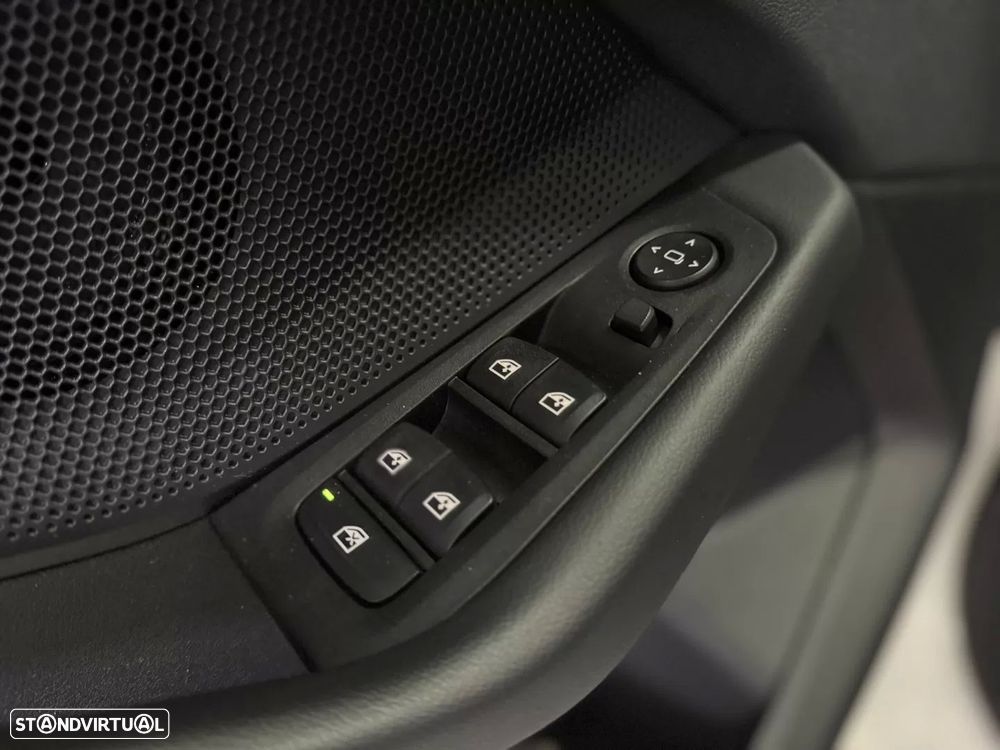 BMW 116 d Advantage Auto - 24