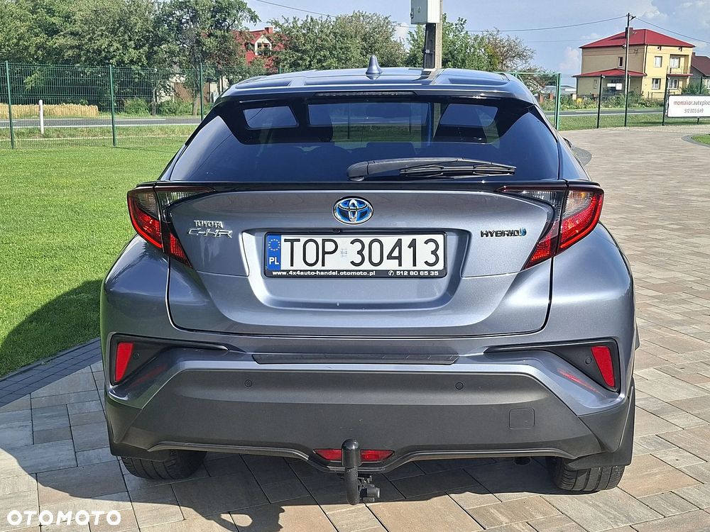 Toyota C-HR - 11