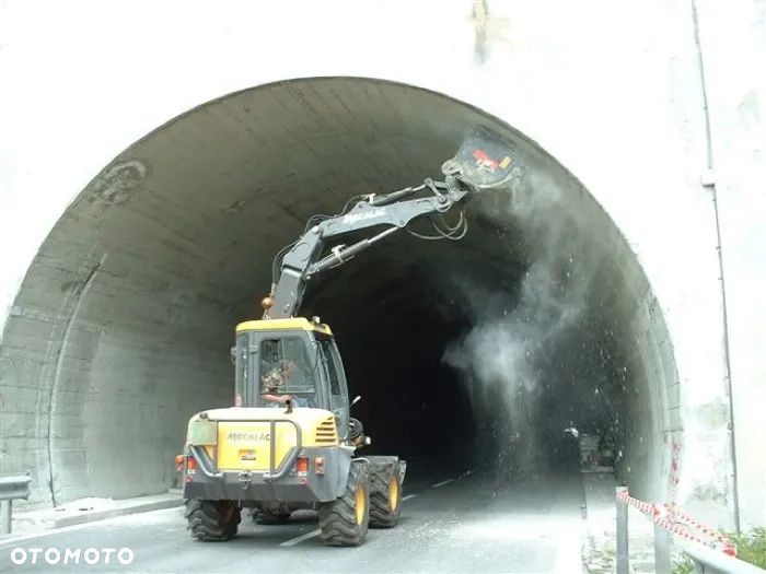 Frezarka do asfaltu SIMEX PLB600 dla koparek o masie 16-22 ton - 5