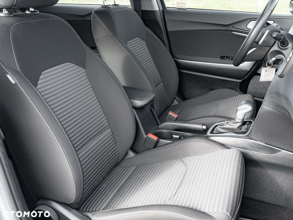 Kia Ceed 1.5 T-GDI M DCT - 29