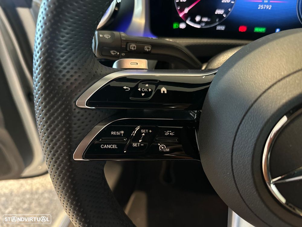 Mercedes-Benz CLA 250 - 19