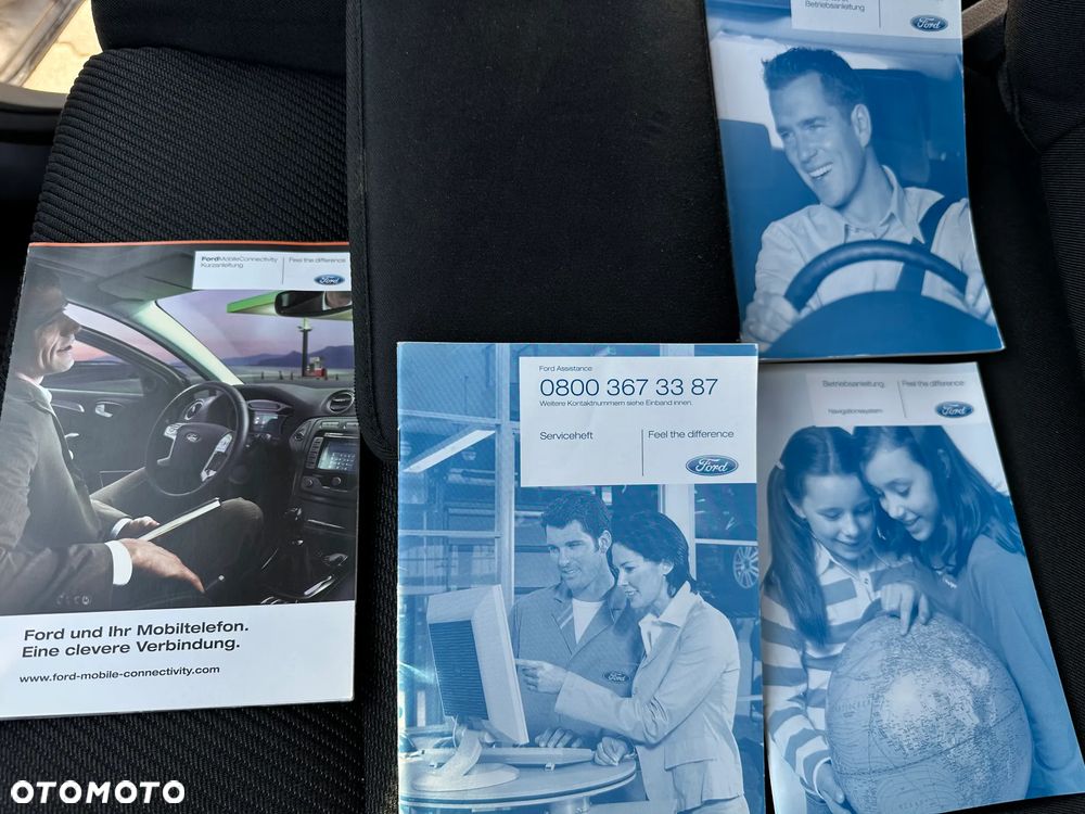 Ford S-Max 2.0 TDCi DPF Titanium - 32