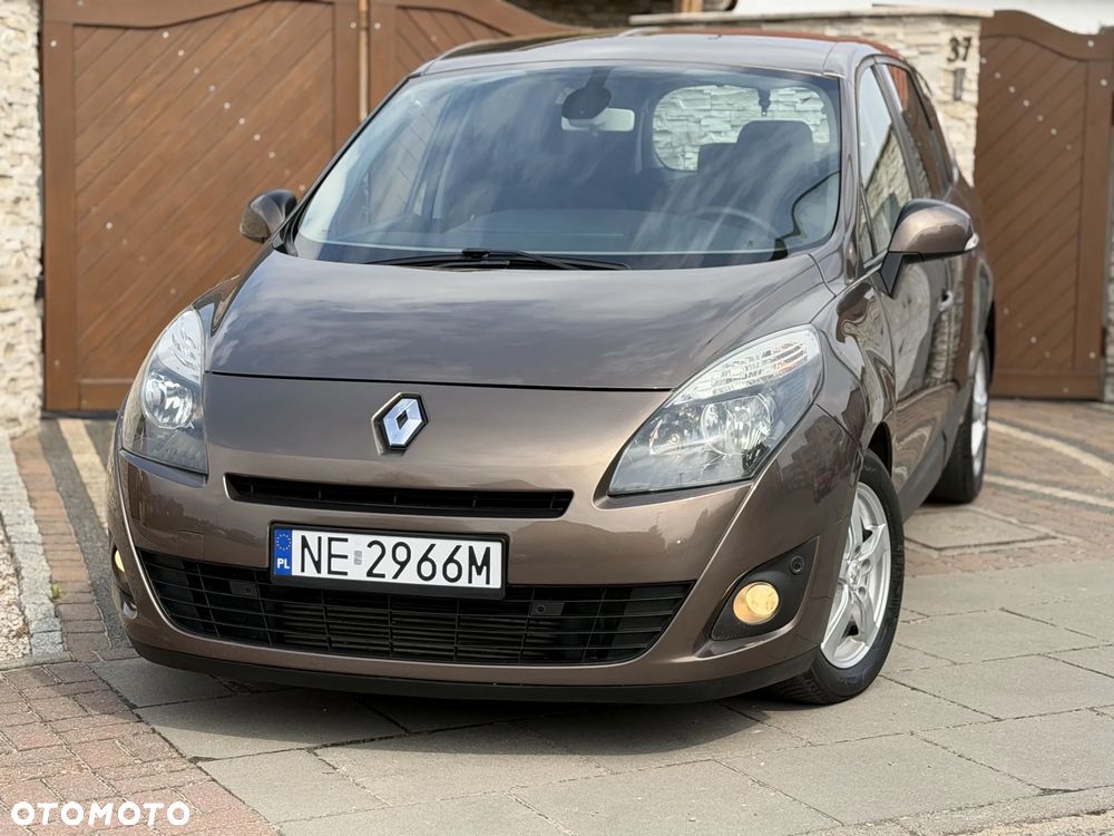 Renault Scenic 1.9 dCi Tech Run - 10