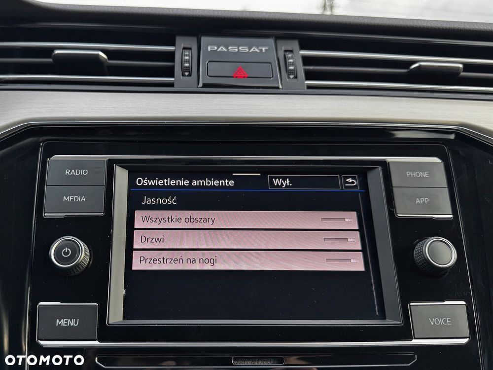 Volkswagen Passat 2.0 TDI SCR Style DSG - 21