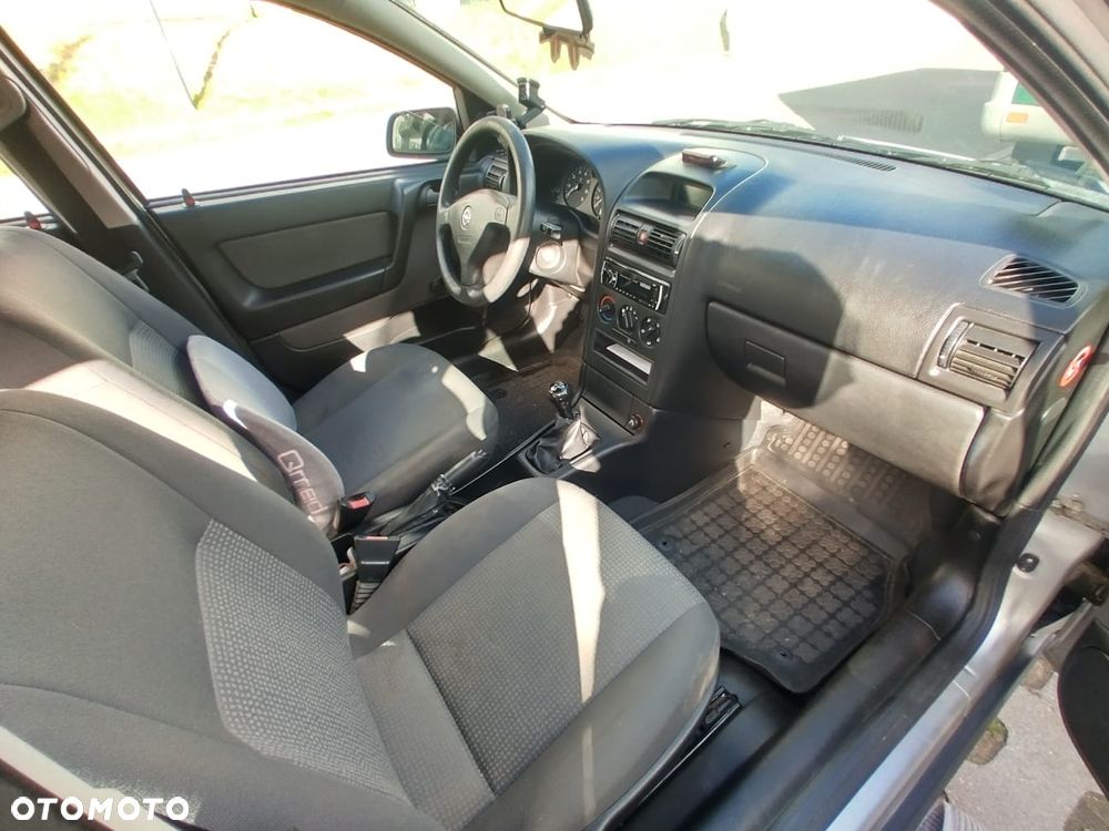 Opel Astra 1.4 Start - 8
