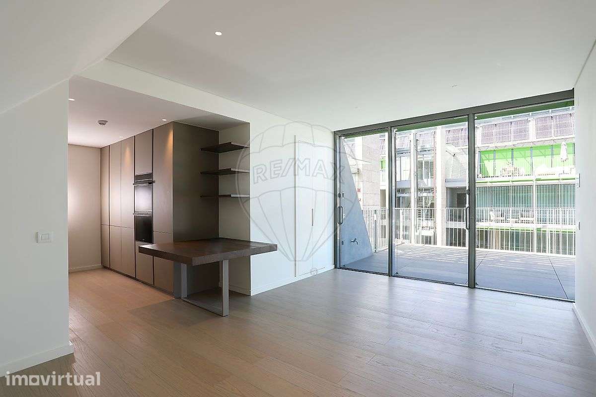 Apartamento T2 para arrendamento - Grande imagem: 2/38