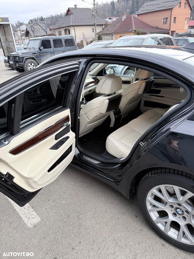 BMW Seria 7 730d Aut. - 7