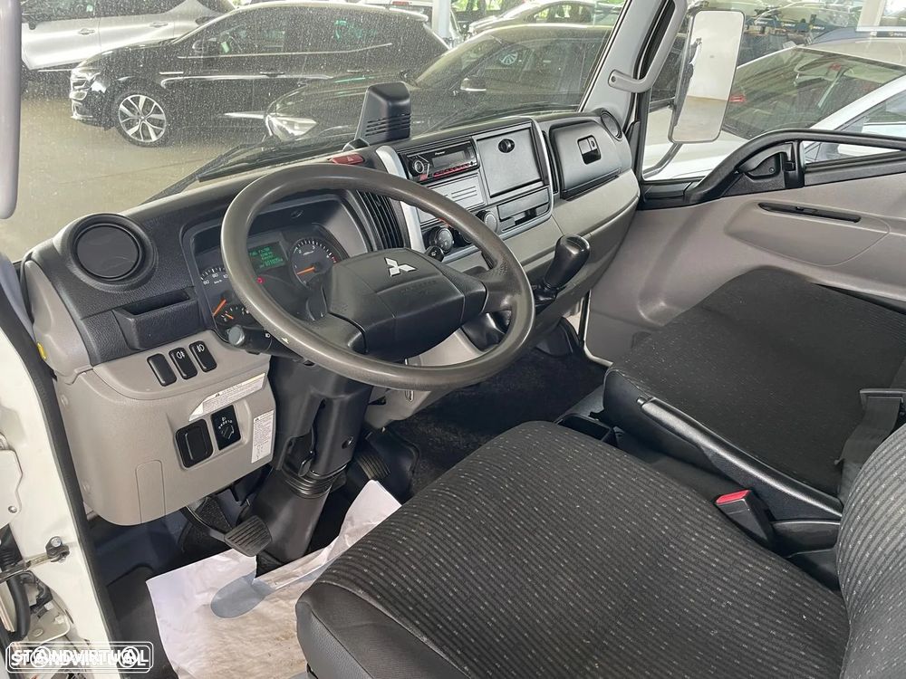 Mitsubishi Fuso Canter 3.0 D-ID c/Caixa Tribasculante - 11